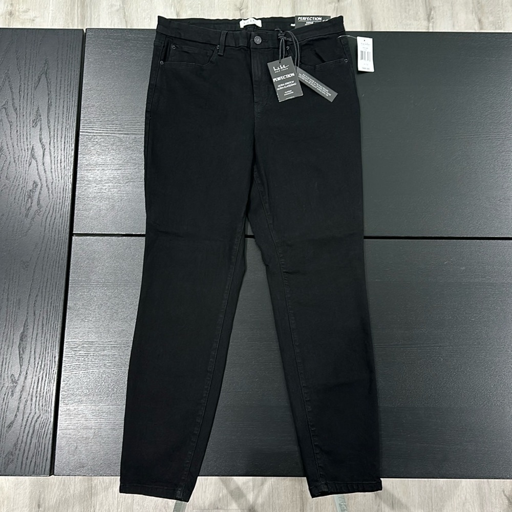Nicole Miller New York Black Ultra Stretch High Rise Skinny Jeans - 12.
